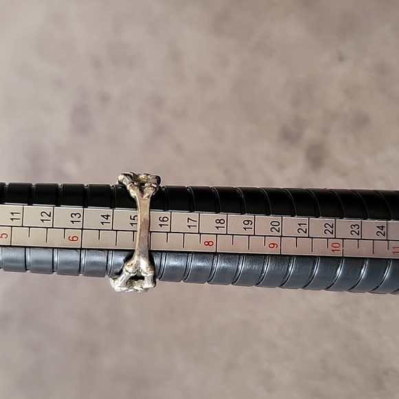 Skeletons Ring - Picture 8 of 8